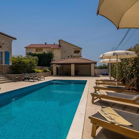 Villa Augusta มาลินสกา ภายนอก รูปภาพ