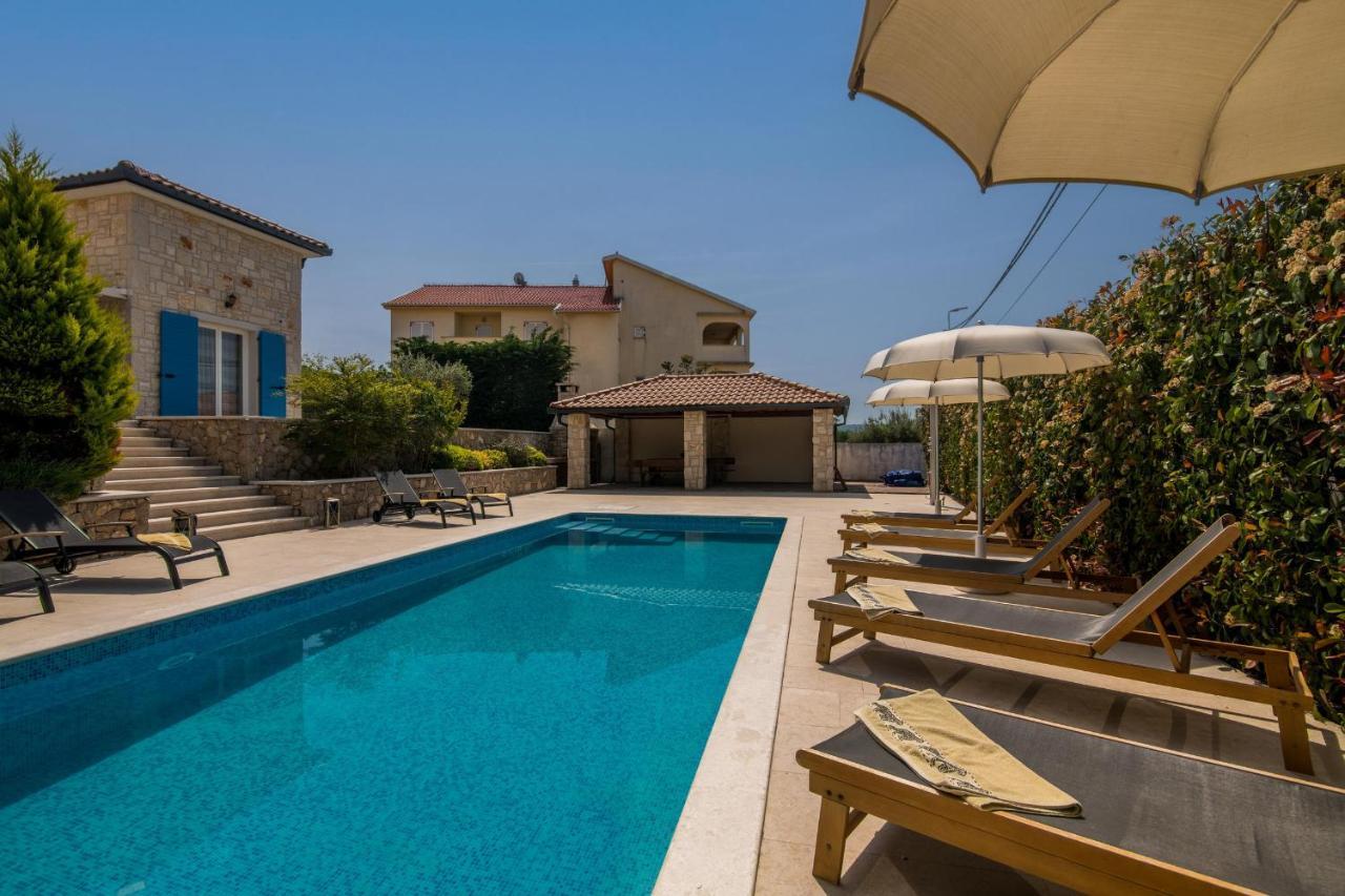 Villa Augusta มาลินสกา ภายนอก รูปภาพ