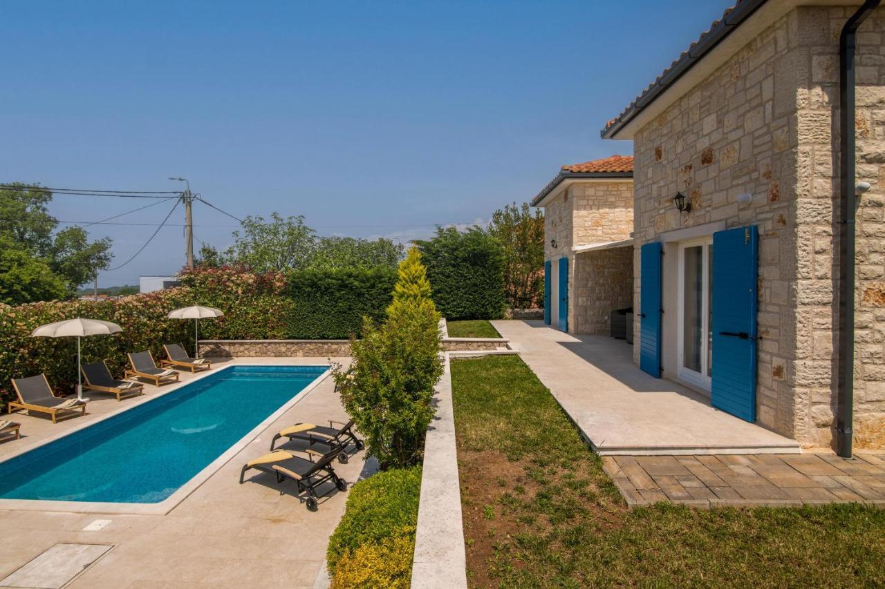 Villa Augusta มาลินสกา ภายนอก รูปภาพ